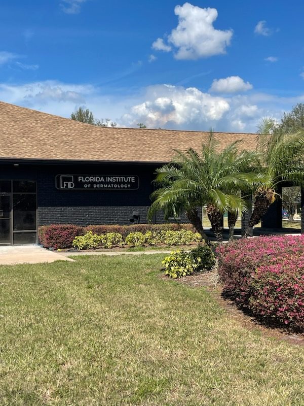 Exterior of the Florida Institute of Dermatology Apopka office